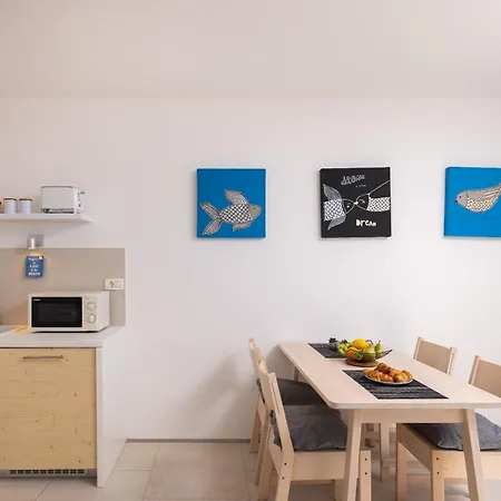 Apartman Jolara With Heated Pool