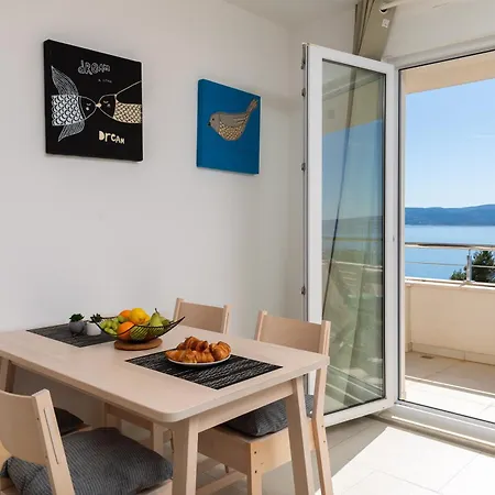 Apartman Jolara With Heated Pool Mimice